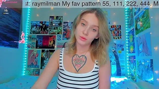 Snapshot of AliceMilman chatting on December 14, 2024, 9:51 am AliceMilman online show from December 14, 2024, 9:51 am