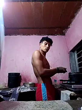 Black Diamon  online show from December 21, 2025, 5:03 am