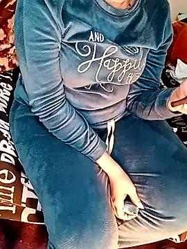 ShadiaStar online show from February 3, 2025, 11:42 am