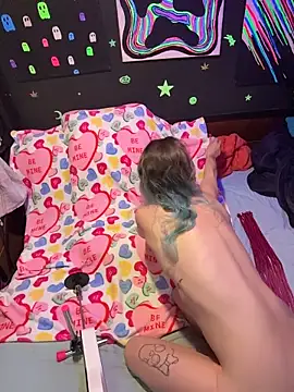 Stonermama666420 online show from February 7, 2026, 6:06 am