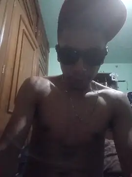 Snapshot of SiperoXxX chatting on May 1, 2026, 11:04 am SiperoXxX online show from May 1, 2026, 11:04 am