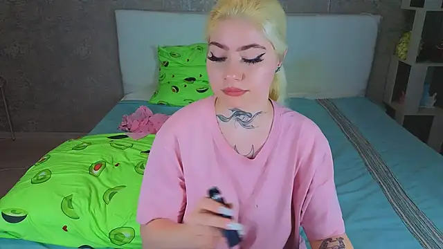 NikaRocks online show from July 28, 2026, 9:47 pm
