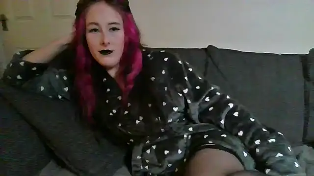 Snapshot of lunabellex chatting on January 3, 2025, 6:46 pm lunabellex online show from January 3, 2025, 6:46 pm