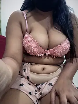 Snapshot of stylishpooja chatting on September 27, 2025, 5:40 pm stylishpooja online show from September 27, 2025, 5:40 pm