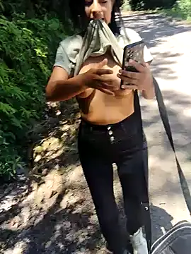 Danna-linyi online show from December 12, 2024, 5:48 pm