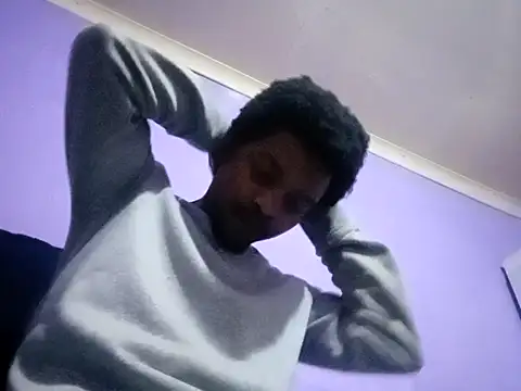 Snapshot of NudeDeen chatting on November 5, 2025, 8:42 pm NudeDeen online show from November 5, 2025, 8:42 pm