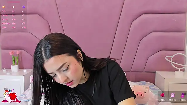 zoewillian online show from February 21, 2025, 2:27 pm