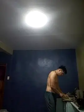 angeldeldiablo1592 online show from February 11, 2026, 4:12 pm