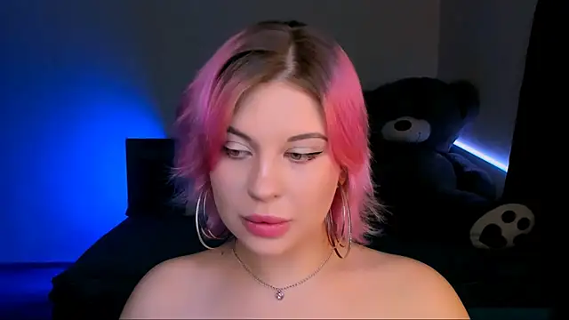 evaharve online show from January 11, 2025, 9:46 pm