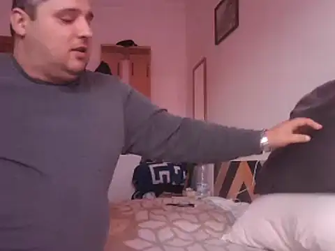  revianzip1 online show from February 15, 2025, 1:16 pm