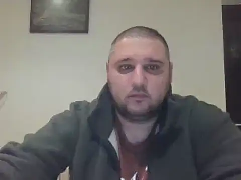  revianzip1 online show from March 22, 2025, 7:09 pm