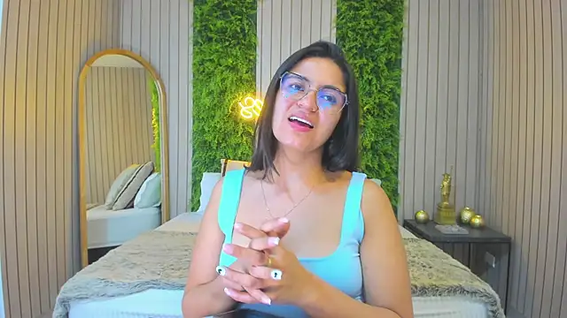 StefaBrown online show from March 21, 2025, 3:02 pm