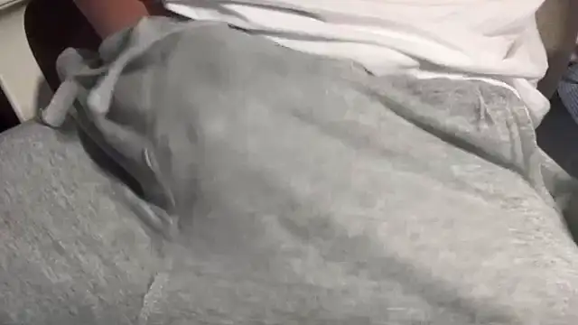 Snapshot of Axeeeeeeeeeeeel chatting on November 26, 2025, 4:41 pm Axeeeeeeeeeeeel online show from November 26, 2025, 4:41 pm