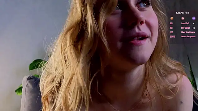 Snapshot of WiloneEsse chatting on January 30, 2025, 10:19 am WiloneEsse online show from January 30, 2025, 10:19 am