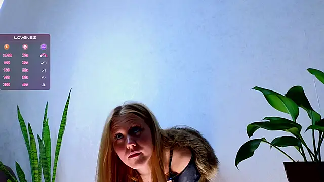 Snapshot of WiloneEsse chatting on February 4, 2025, 4:59 am WiloneEsse online show from February 4, 2025, 4:59 am