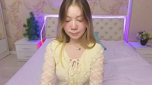 Snapshot of Babby_Rabbit chatting on December 13, 2024, 11:45 am Babby Rabbit online show from December 13, 2024, 11:45 am