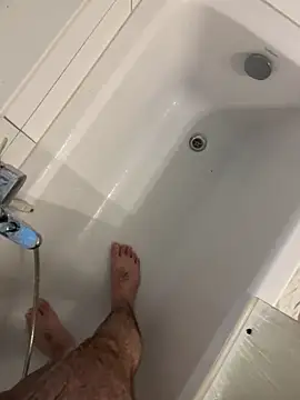 Snapshot of Loco42- chatting on December 14, 2024, 2:42 pm Loco42- online show from December 14, 2024, 2:42 pm