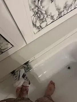 Snapshot of Loco42- chatting on March 21, 2025, 7:46 pm Loco42- online show from March 21, 2025, 7:46 pm