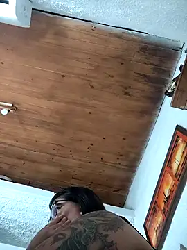 infiernowoman23 online show from January 10, 2025, 9:31 pm