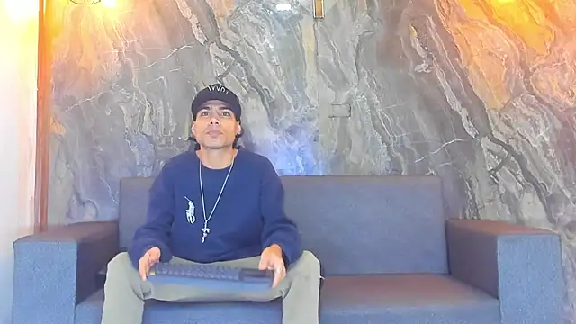 Duodreamhot online show from December 23, 2024, 3:50 am