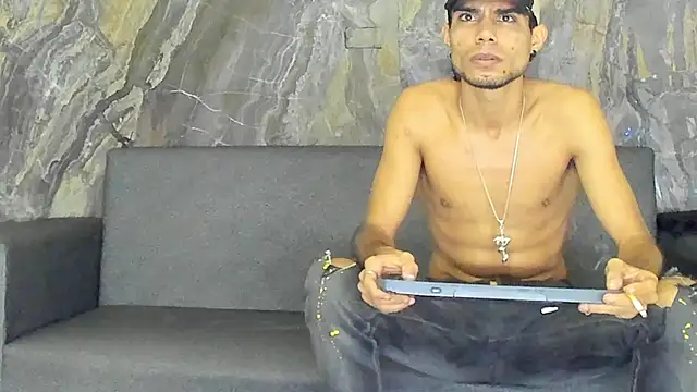 Duodreamhot online show from January 6, 2025, 5:19 am