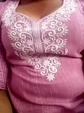 Snapshot of Cute-Anamika50 chatting on January 3, 2025, 9:58 am Cute-Anamika50 online show from January 3, 2025, 9:58 am