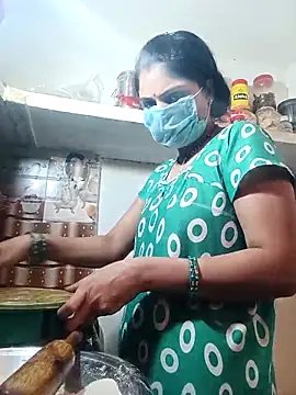 Snapshot of Cute-Aadhvita chatting on March 19, 2025, 4:57 am Cute-Aadhvita online show from March 19, 2025, 4:57 am