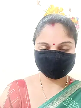 Snapshot of Cute-Aadhvita chatting on October 30, 2025, 2:35 am Cute-Aadhvita online show from October 30, 2025, 2:35 am