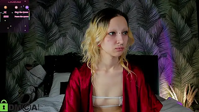 Lexy-Woorhez online show from December 22, 2025, 11:29 am