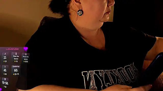 SexxyDreams1 online show from February 18, 2025, 12:48 am