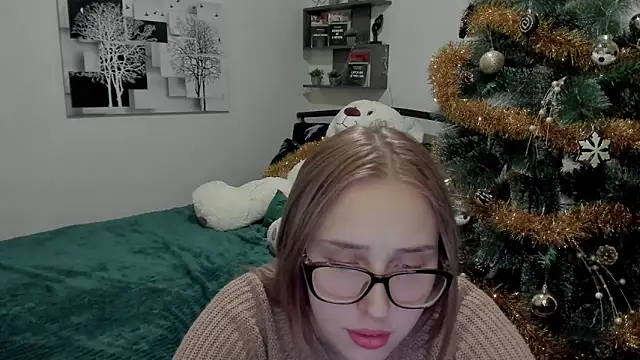 LinaTruly online show from January 10, 2025, 12:06 am