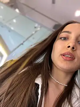 Snapshot of VelvetVixenI chatting on April 30, 2026, 4:46 pm VelvetVixenI online show from April 30, 2026, 4:46 pm