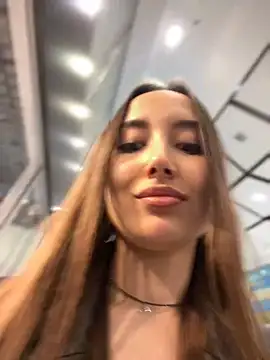 Snapshot of VelvetVixenI chatting on May 13, 2026, 4:59 pm VelvetVixenI online show from May 13, 2026, 4:59 pm