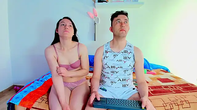 JeremmyAndStacy online show from December 3, 2025, 3:21 pm