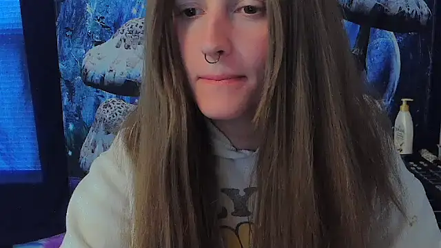  hellostormy  online show from April 1, 2026, 8:28 pm