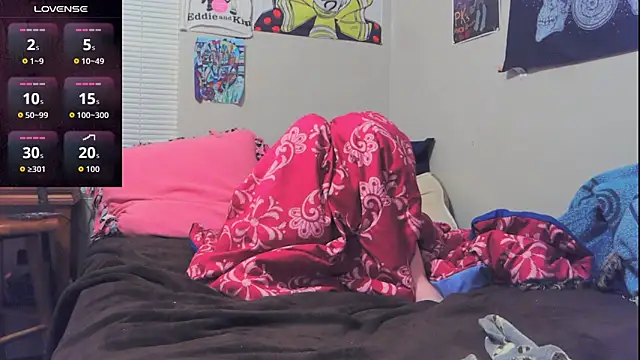  hellostormy  online show from April 11, 2026, 5:12 am