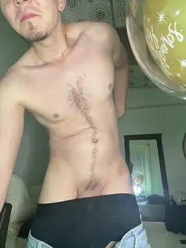 Snapshot of adam-rivera chatting on February 21, 2025, 5:02 am adam-rivera online show from February 21, 2025, 5:02 am