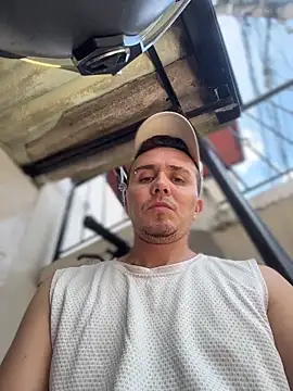 adam-rivera online show from March 31, 2026, 5:13 pm