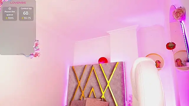 Aurora Brownn online show from March 11, 2025, 4:10 am