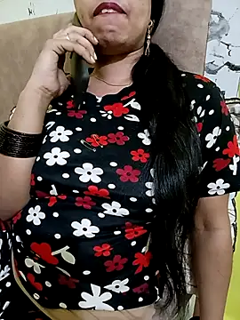 Haniya-143 online show from November 13, 2025, 12:37 pm