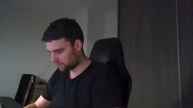 Snapshot of The_big_viking_ chatting on February 8, 2025, 11:24 pm The big viking online show from February 8, 2025, 11:24 pm