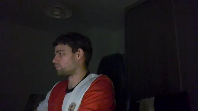 Snapshot of The_big_viking_ chatting on March 12, 2025, 12:20 am The big viking online show from March 12, 2025, 12:20 am