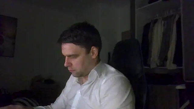 Snapshot of The_big_viking_ chatting on September 28, 2025, 2:50 am The big viking online show from September 28, 2025, 2:50 am