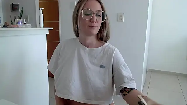 CabledHeredity online show from November 16, 2025, 6:02 pm