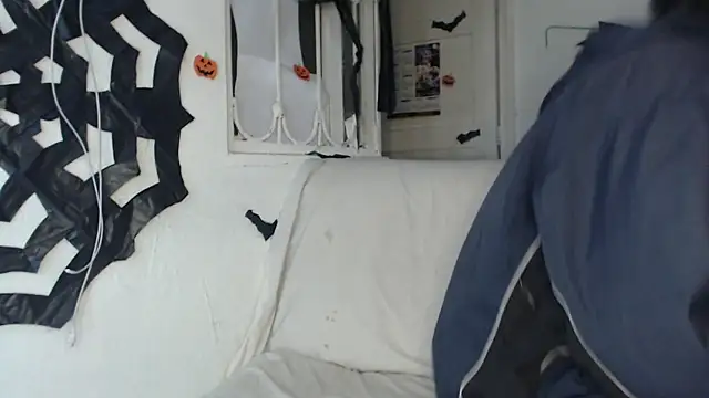 pervertsteens3 online show from October 29, 2025, 6:26 am