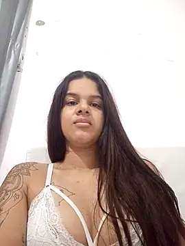 princesaa98 online show from March 18, 2025, 9:31 am