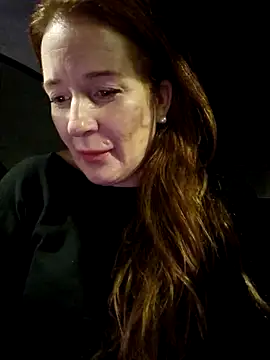 Snapshot of Engel_mia chatting on January 15, 2025, 6:19 pm Engel mia online show from January 15, 2025, 6:19 pm