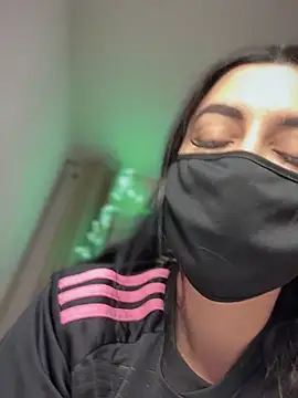 reema6969 online show from March 3, 2025, 2:58 am