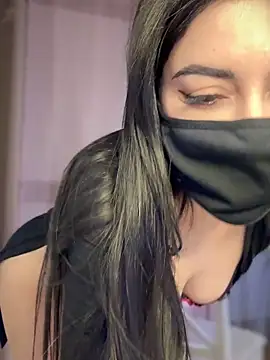 reema6969 online show from March 6, 2025, 1:05 am