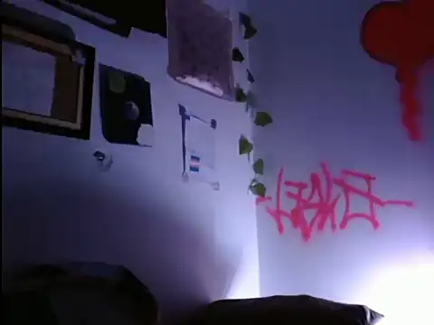 Melody200420 online show from October 31, 2025, 4:57 am